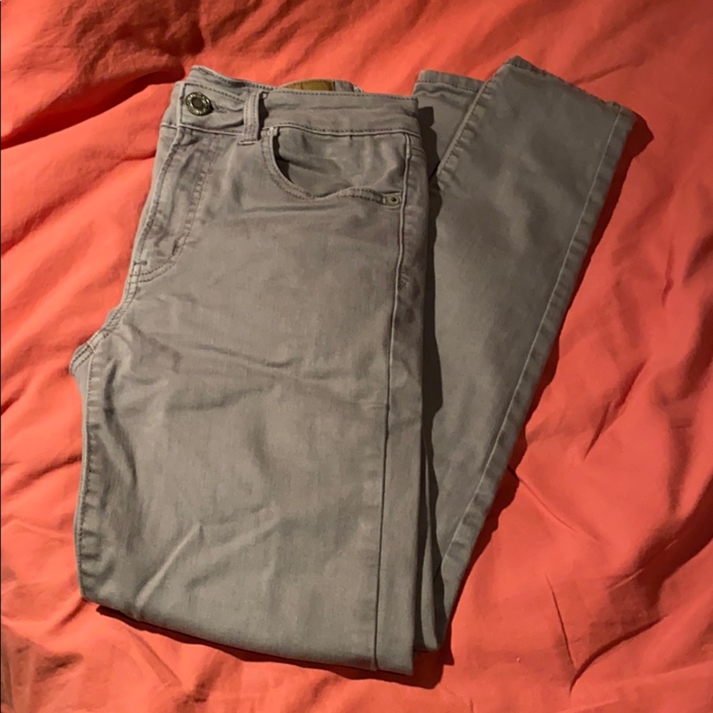 Super Stretch Gray Hi-Rise Jegging American Eagle